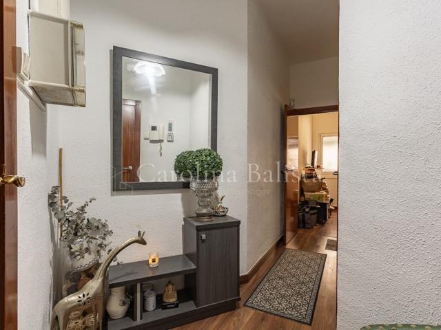 Piso En venta en Barcelona photo 0
