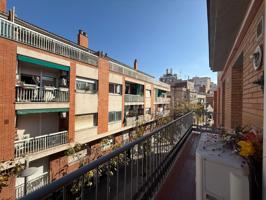 Piso En venta en Barcelona photo 0