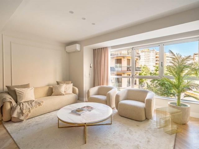 Piso En venta en Madrid photo 0