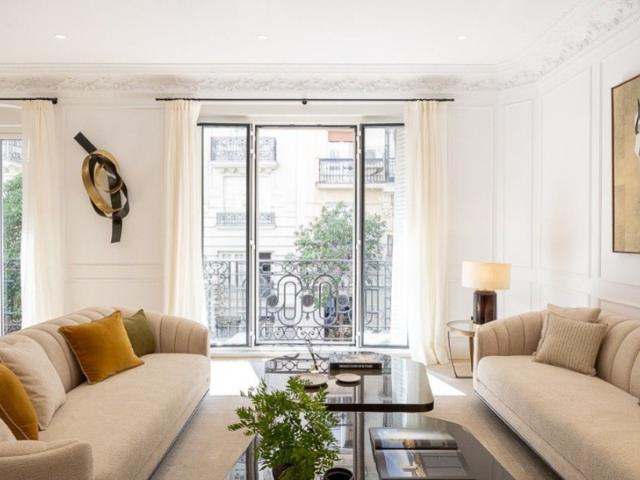 Piso En venta en Madrid photo 0