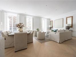 Piso En venta en Madrid photo 0