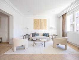 Piso En venta en Madrid photo 0
