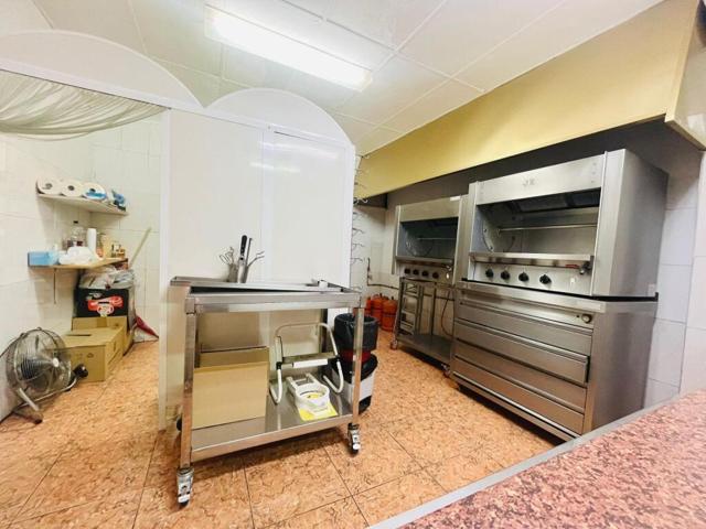 vivienda en primera planta y múltiples opciones en la planta baja. photo 0