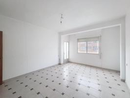 EXCELENTE OPORTUNIDAD! AMPLIO PISO EN AIELO DE MALFERIT photo 0