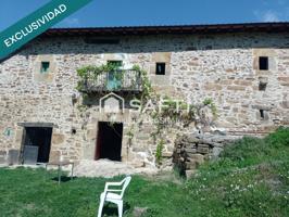 Finca rústica en Baranbio, en un entorno único, con caserío y múltiples usos photo 0