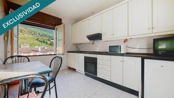 Tu Futuro en el Corazón de Salas: Despierta con Vistas a la Montaña y el Murmullo de un Río Mágico photo 0