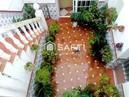 GRAN CASA AMUEBLADA EN PLANTA BAJA. ZONA DE PARQUES NUEVOS photo 0