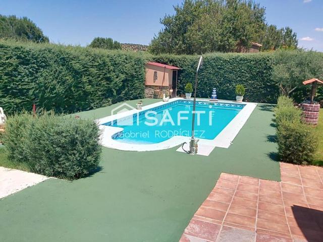 Parcela de recreo con vivienda y piscina privada en Valverde de Leganés (a solo 12 minutos de Badajoz) photo 0