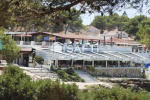 Restaurante en Cala Blanca, gastronomía y Chill-Out con vistas privilegiadas al Mar Mediterráneo. photo 0