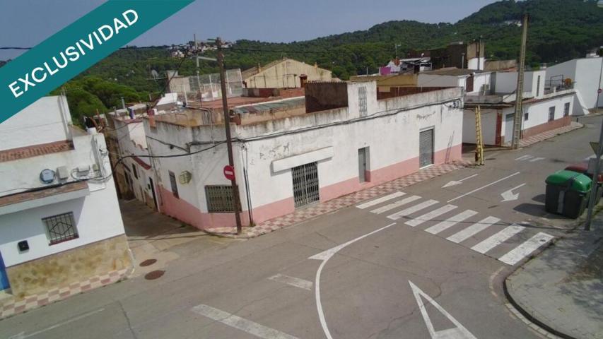 Solar edificable en venta en Blanes photo 0