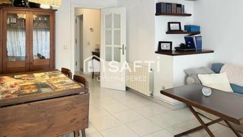 Vivienda en Los Pinos con local comercial de 65m² photo 0