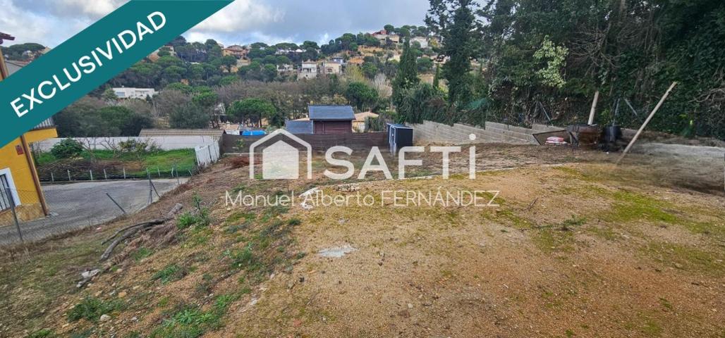 Terreno con vistas a la montaña en Lloret Residencial photo 0