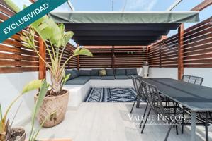 HERMOSO ATICO TODO EXTERIOR CON TERRAZA DE 30M2 EN SANTS. photo 0