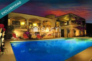 Exclusiva villa de lujo en Pau Palau-Saverdera photo 0
