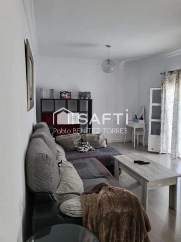 PRECIOSO DUPLEX EN EL CENTRO DE CHICLANA photo 0