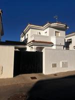 SE VENDE CHALET ESPECTACULAR EN LA ZONA DEL CAMPITO photo 0
