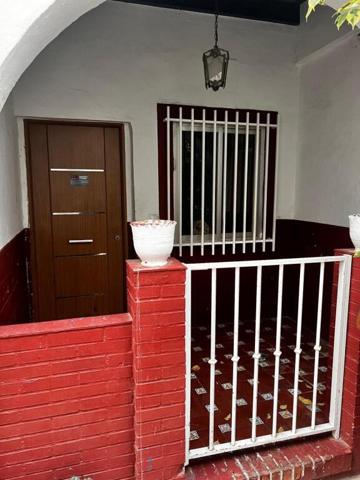 PISO PARA REFORMAR EN MENDARO, EN PLENO CENTRO DE CHICLANA. photo 0