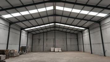 NAVE PRACTICAMENTE NUEVA EN SITUACION INMEJORABLE. photo 0