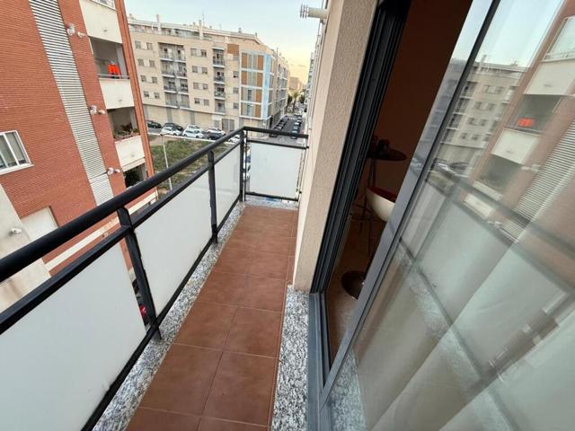 Piso en calle Hernán Cortés photo 0