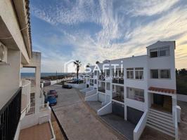 ¡Vive a solo 50 metros del mar en Peñíscola! Adosado con vistas, garaje y terraza-solárium. photo 0