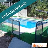 &quot;Perfecta para familias que buscan calidad de vida.&quot;  Déjame que te cuente....te presentamos este extraordinario chalet con piscina de obra, en la localidad de Arenas de San Juan ( Ciudad Real ) photo 0