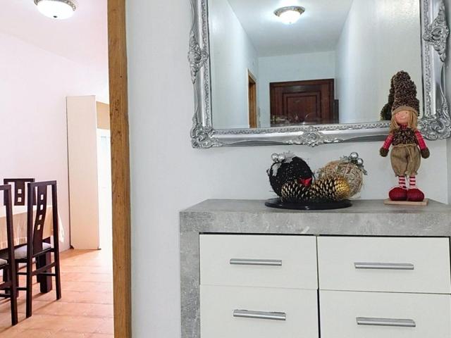 Espacio, luz y rentabilidad en pleno centro de Milladoiro photo 0