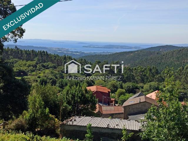 CASA PARA RESTAURAR EN RIANXO photo 0