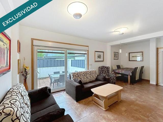 SAFTI vende en Aldán : Dúplex de 3 habitaciones, terraza, garaje a pocos metros de la playa de Vilariño. photo 0