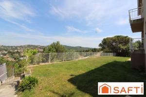 ESTUPENDA CASA SOLEADA IMPECABLE CON VISTAS DESPEJADAS photo 0