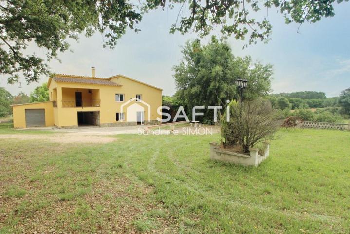 MASIA REFORMADO CON PARCELA DE 12.934M2 photo 0