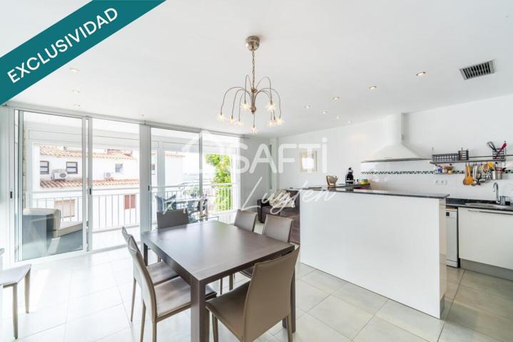 Piso renovado con garaje privado 100m playa de Roses photo 0