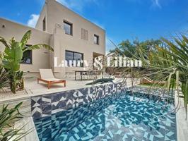 Excepcional villa con amarre de 14 m y canal largo . photo 0