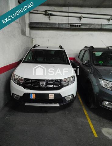 Plaza de garaje en el centro de Santa Coloma photo 0