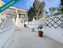 Casa adosada con gran garaje en Empuriabrava photo 0