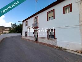 Dos propiedades, casa de 153m² construidos, más un terreno de 168m² .SIN COMISIÓN DE COMPRA photo 0