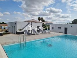 VILLA CON PISCINA CON RENTABILIDAD TURÍSTICA photo 0