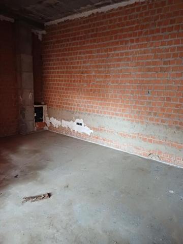 Local comercial en urbanización Guadiana. Badajoz. photo 0