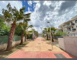 Hermoso piso esquinero con vistas al mar y con licencia turística en urbanización Panorámica Golf. photo 0