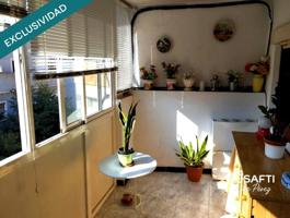 Ático con terraza en LHospitalet-junto al metro. photo 0