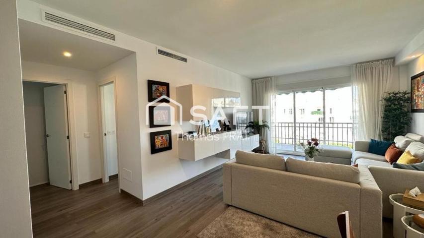Magnífico apartamento renovado con terraza, vistas despejadas y ubicación excepcional photo 0