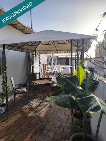 Rara oportunidad en Sevilla - Casa de pueblo dividida en 7 estudios turísticos. photo 0