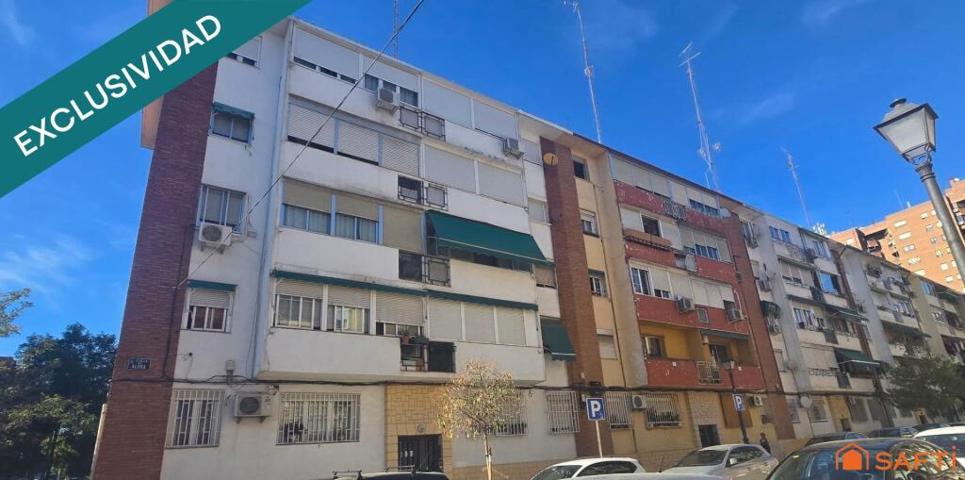 LUZ, AMPLITUD Y UBICACION: TU NUEVO HOGAR TE ESPERA EN VALLECAS photo 0