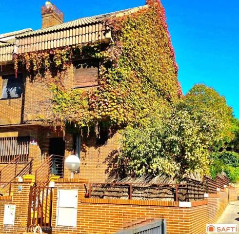 Chalet pareado en esquina: Elegancia y amplitud a escasos metros del Burgocentro. photo 0