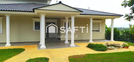 Chalet independiente de 475 m² en parcela de 1.400 m² photo 0