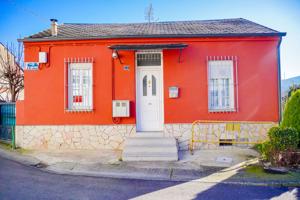 Villa En venta en Toral de los Vados photo 0