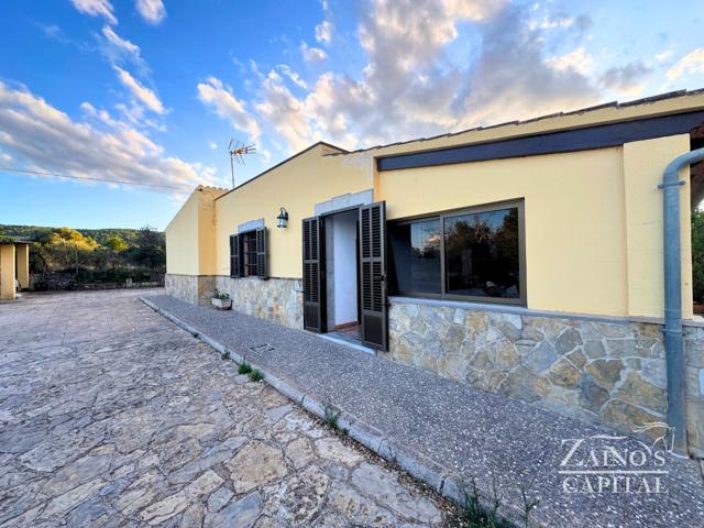 Villa En venta en Santa Eugènia photo 0