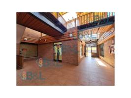 Local En venta en Isla Cristina photo 0