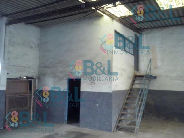 Industrial En venta en Huelva photo 0