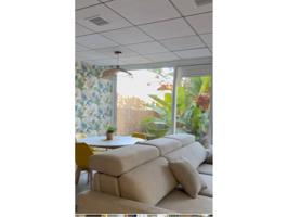 Espacio de trabajo con estilo en planta baja – ideal para nómadas digitales y creativos photo 0