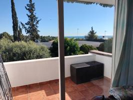 Dúplex esquinero con vistas al horizonte en zona residencial de Tarragona photo 0